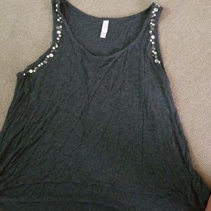 Gray tank